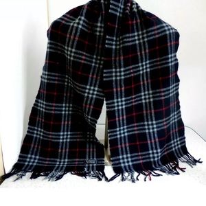 Burberrys Scarf